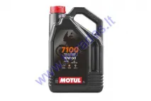 TEPALAS KETURTAKČIAMS MOTOCIKLŲ VARIKLIAMS MOTUL 7100 10W50 4L